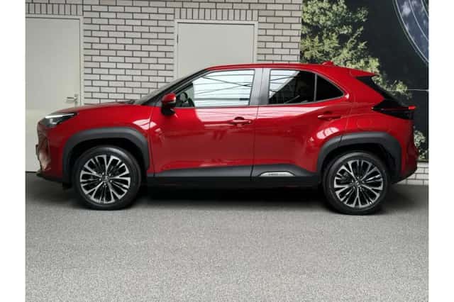 Toyota Yaris Cross (2022) thumbnail 2