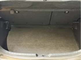 Toyota Yaris (2019) thumbnail 20