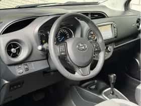 Toyota Yaris (2019) thumbnail 8