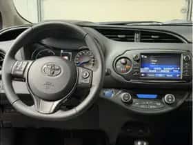 Toyota Yaris (2019) thumbnail 9
