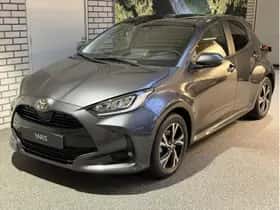 Toyota Yaris (2024) thumbnail 2