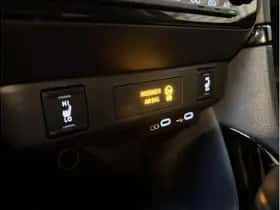 Toyota Yaris (2024) thumbnail 21