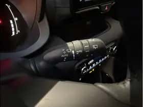 Toyota Yaris (2024) thumbnail 30