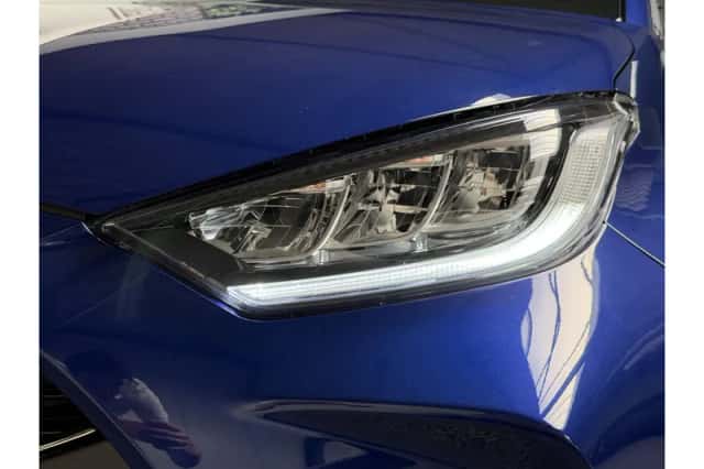 Toyota Yaris (2020) thumbnail 5