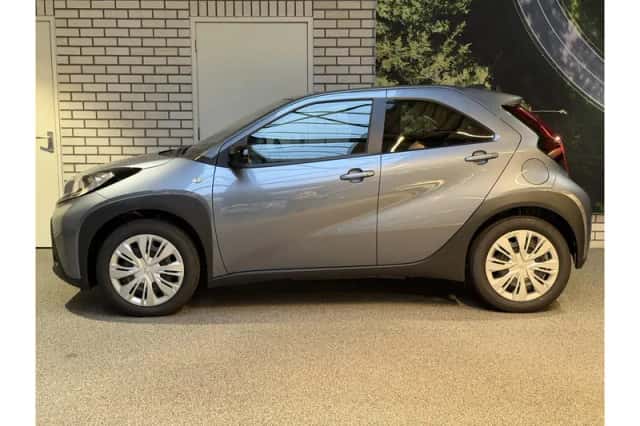 Toyota Aygo X (2025) thumbnail 2