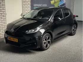 Toyota Yaris (2025) thumbnail 2