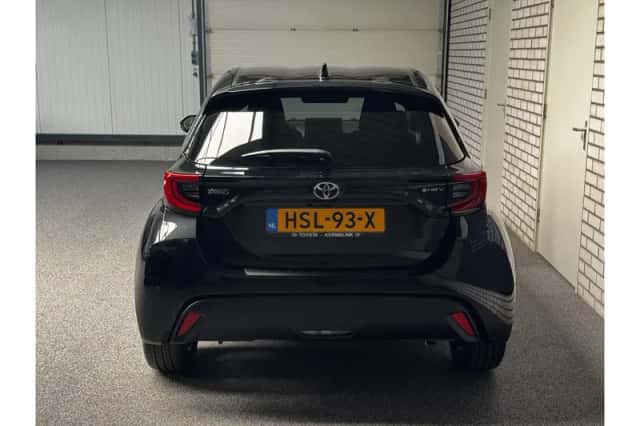 Toyota Yaris (2025) thumbnail 6