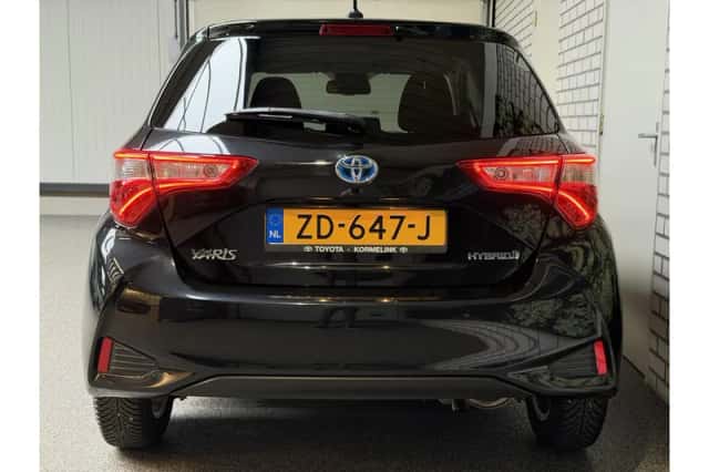 Toyota Yaris (2019) thumbnail 4