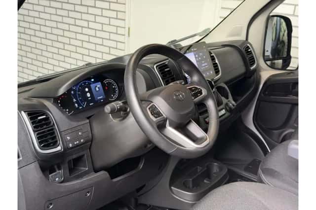 Toyota Proace (2024) thumbnail 5