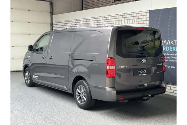 Toyota Proace (2024) thumbnail 4