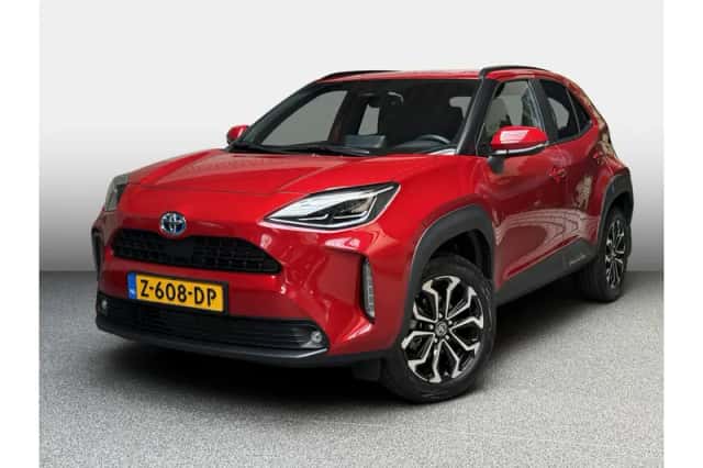 Toyota Yaris Cross (2024) thumbnail 1
