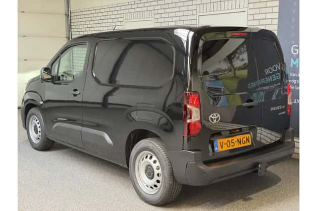 Toyota Proace (2025) thumbnail 4