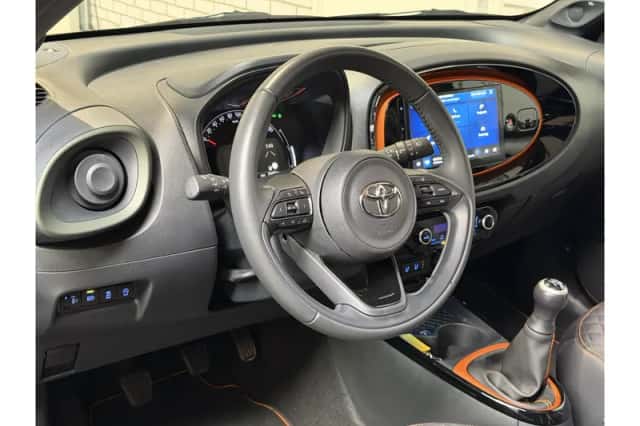 Toyota Aygo X (2022) thumbnail 5