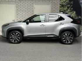 Toyota Yaris Cross (2022) thumbnail 2