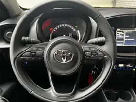 Toyota Aygo X (2023) thumbnail 17
