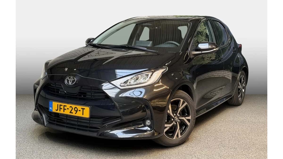 Toyota Yaris (2025) — foto 1