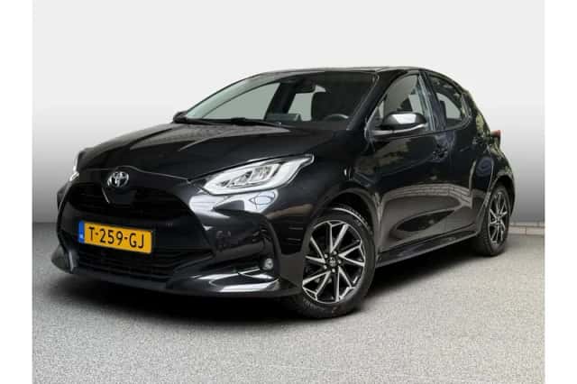 Toyota Yaris (2023) thumbnail 1
