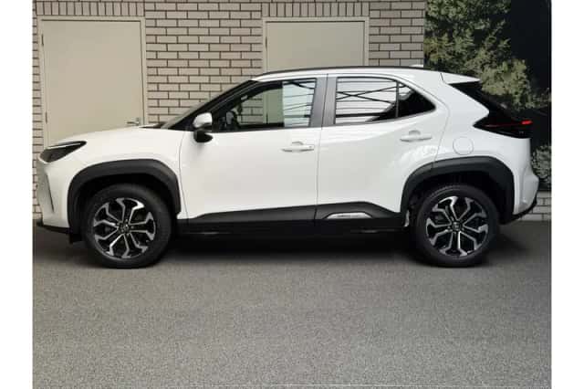 Toyota Yaris Cross (2023) thumbnail 2