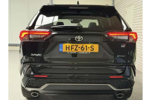 Toyota RAV4 (2025) thumbnail 4