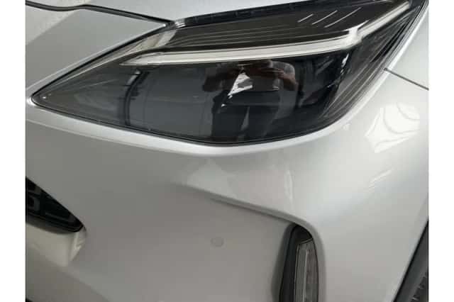 Toyota Yaris Cross (2024) thumbnail 3