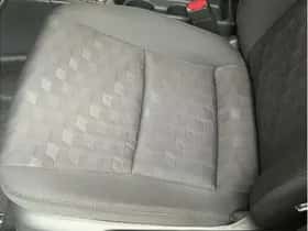 Toyota Yaris (2026) thumbnail 8