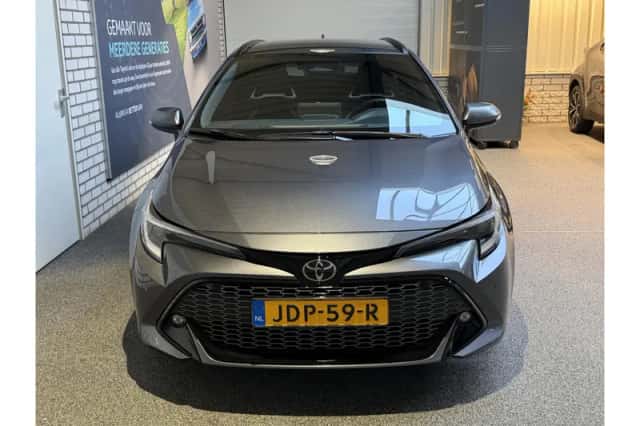 Toyota Corolla (2025) thumbnail 5