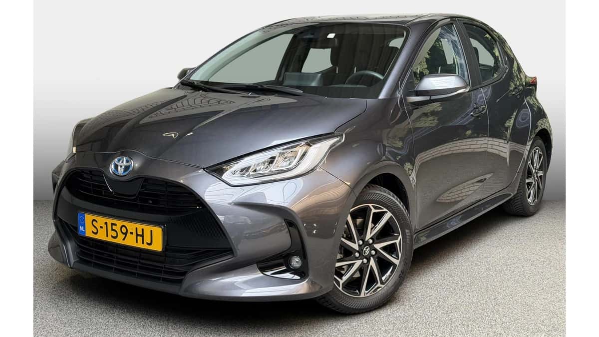 Toyota Yaris (2023) — foto 1