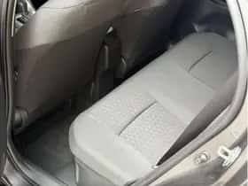 Toyota Yaris (2023) thumbnail 18