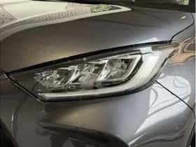 Toyota Yaris (2023) thumbnail 5
