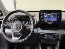 Toyota Yaris (2023) thumbnail 8