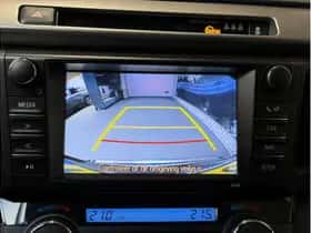 Toyota RAV4 (2018) thumbnail 16