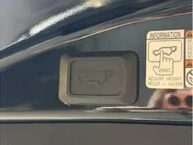Toyota RAV4 (2018) thumbnail 19