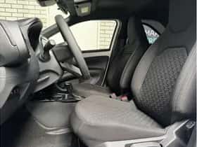 Toyota Aygo X (2025) thumbnail 11
