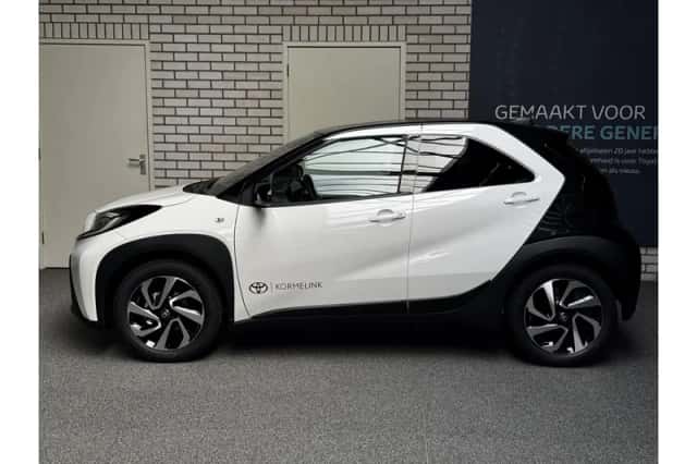 Toyota Aygo X (2025) thumbnail 3