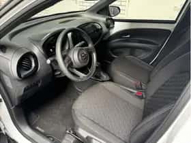 Toyota Aygo X (2025) thumbnail 10