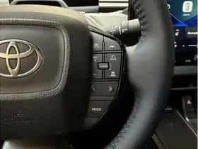 Toyota bZ4X (2025) thumbnail 32
