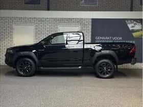 Toyota Hilux (2026) thumbnail 3