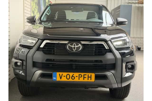 Toyota Hilux (2026) thumbnail 4