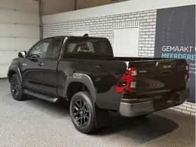 Toyota Hilux (2026) thumbnail 4