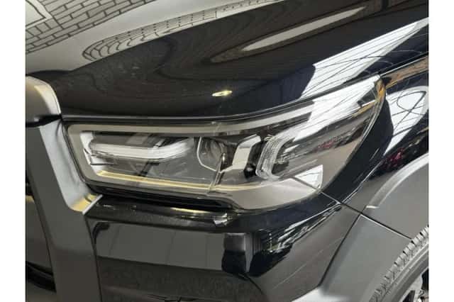 Toyota Hilux (2026) thumbnail 5