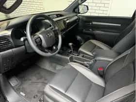 Toyota Hilux (2026) thumbnail 10