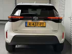 Toyota Yaris Cross (2022) thumbnail 4