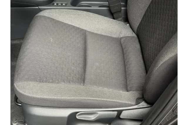 Toyota Yaris Cross (2025) thumbnail 6