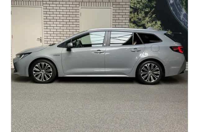 Toyota Corolla (2020) thumbnail 2