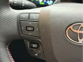 Toyota C-HR (2026) thumbnail 25