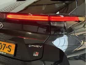Toyota C-HR (2026) thumbnail 6