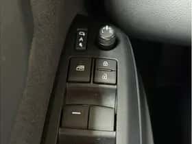 Toyota Yaris Cross (2025) thumbnail 16