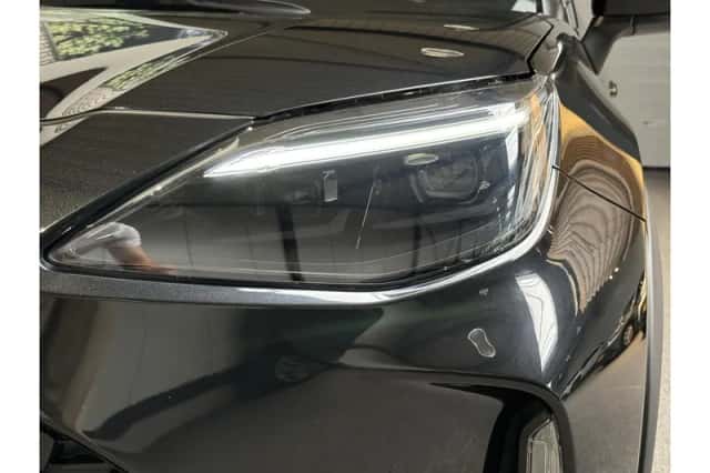 Toyota Yaris Cross (2024) thumbnail 5