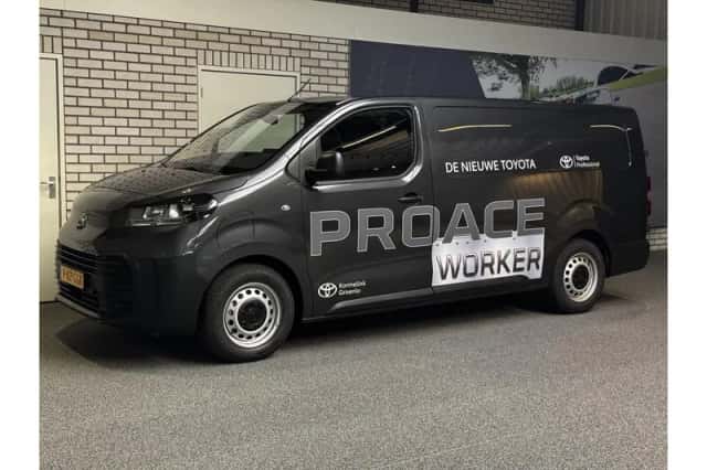 Toyota Proace (2024) thumbnail 5