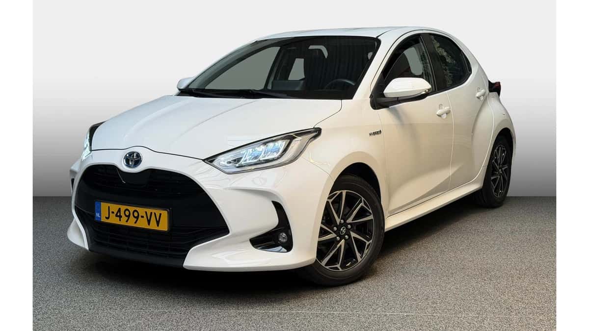 Toyota Yaris (2020) — foto 1